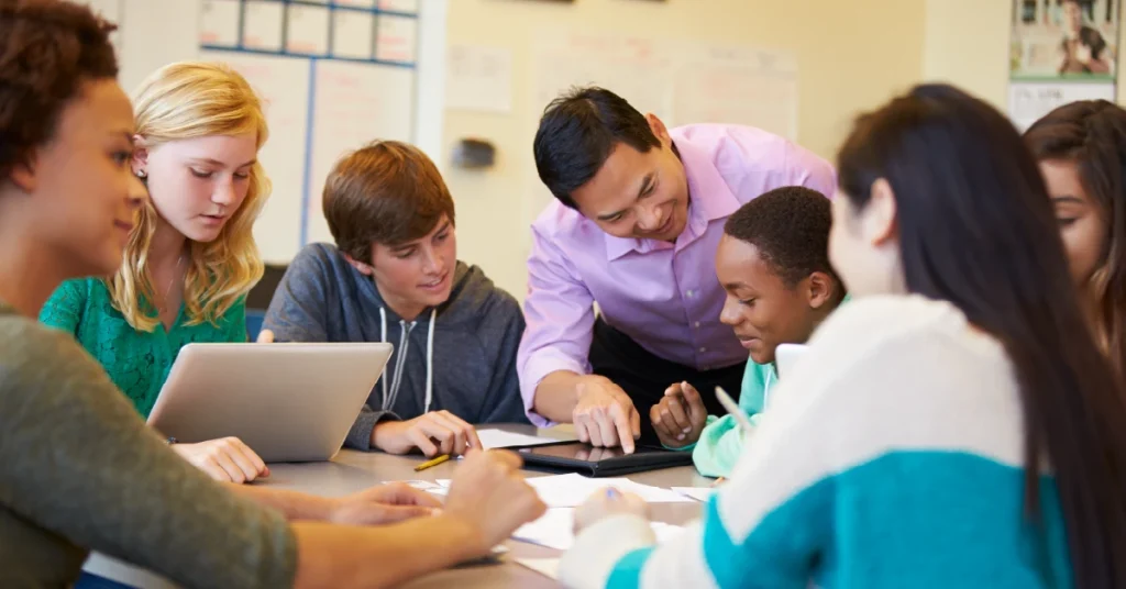 What Steps Should I Follow to Complete an Essay Successfully